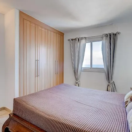 Torres Del Sol - 1 Bedroom Apartment Arona (Tenerife)